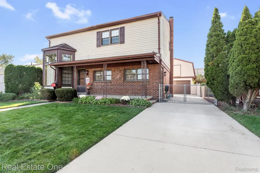23761 Irving ST, Taylor, MI 48180 - #2