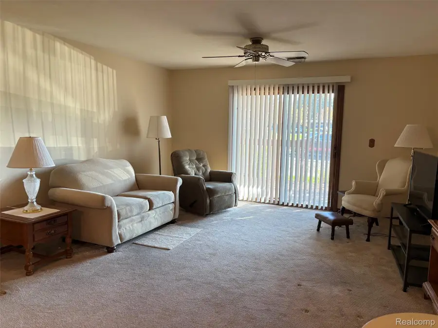 1565 Harbour BLVD  # 177, Trenton, MI 48183 - #3