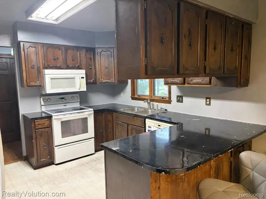 730 5th ST, Marysville, MI 48040 - #3