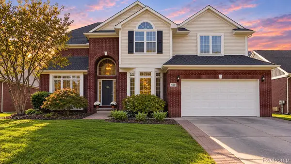 150 Liza LN, CommerceTwp, MI 48382