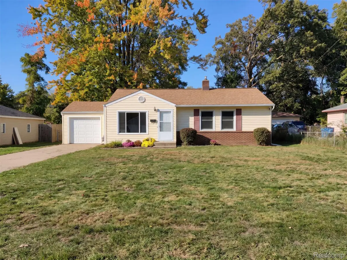 641 Kendalwood ST NE, Grand Rapids, MI 49505 - #1