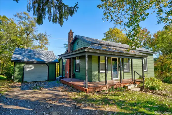 133 E Vienna ST, Clio, MI 48420