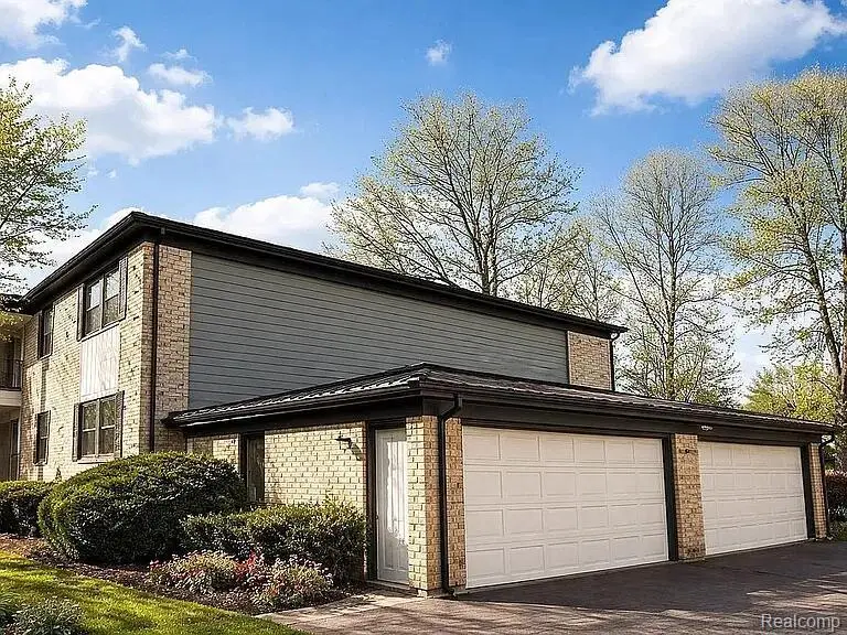 30050 Wildbrook DR  # 203, Southfield, MI 48034 - #1