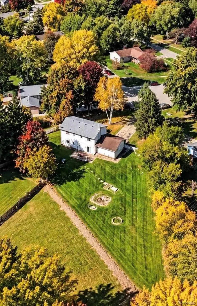 7806 Kay CT, Almont, MI 48003 - #2