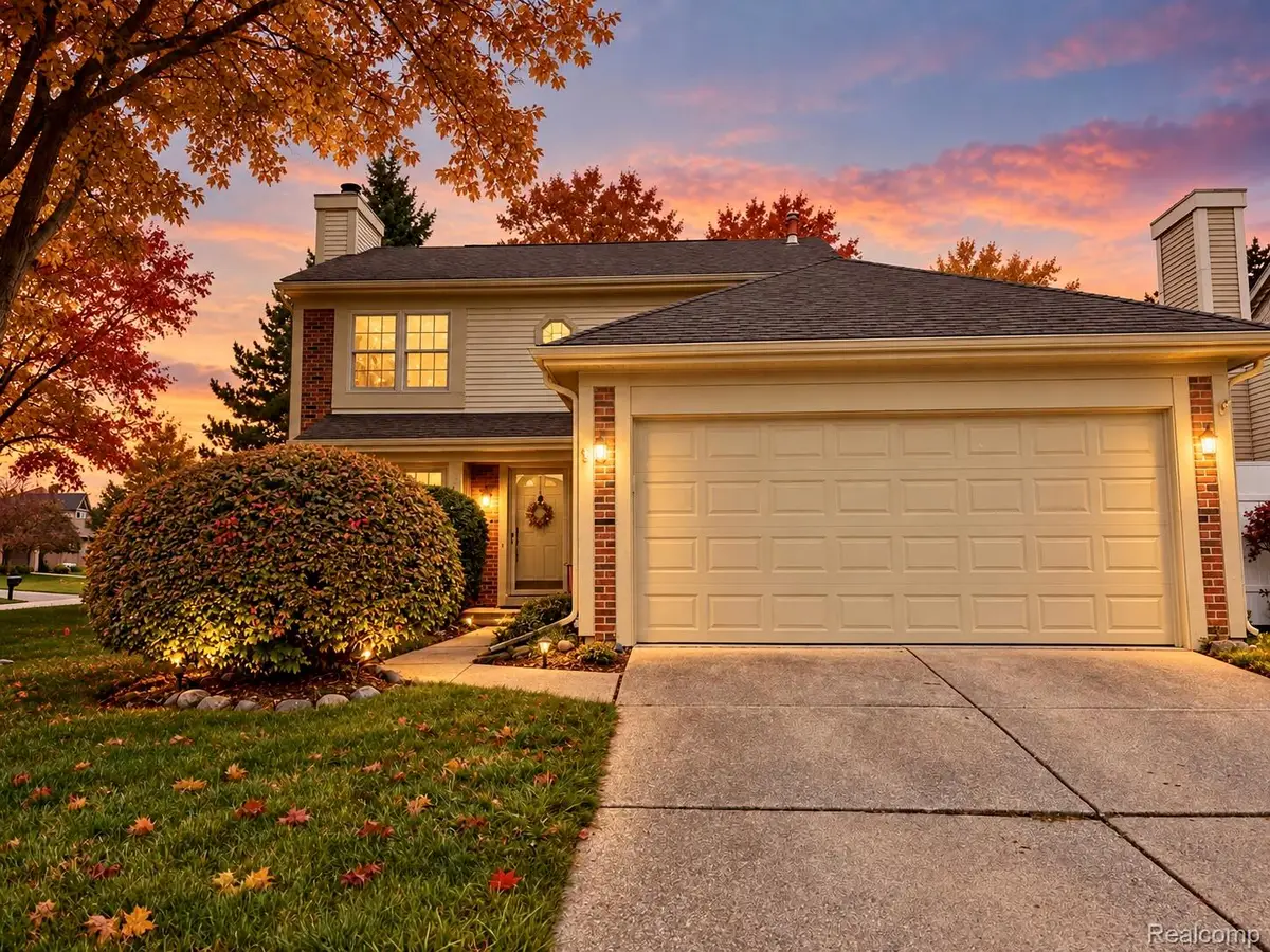 1483 COLONY DR, Rochester Hills, MI 48307 - #1