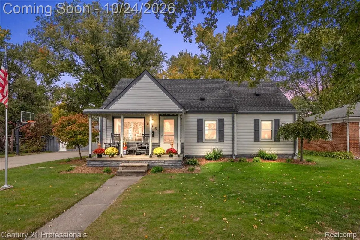 935 Ottawa DR, Royal Oak, MI 48073 - #1