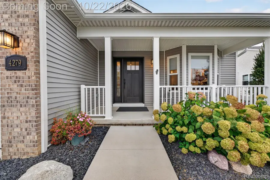 4279 Alex Marin DR  # 98, Swartz Creek, MI 48473 - #3