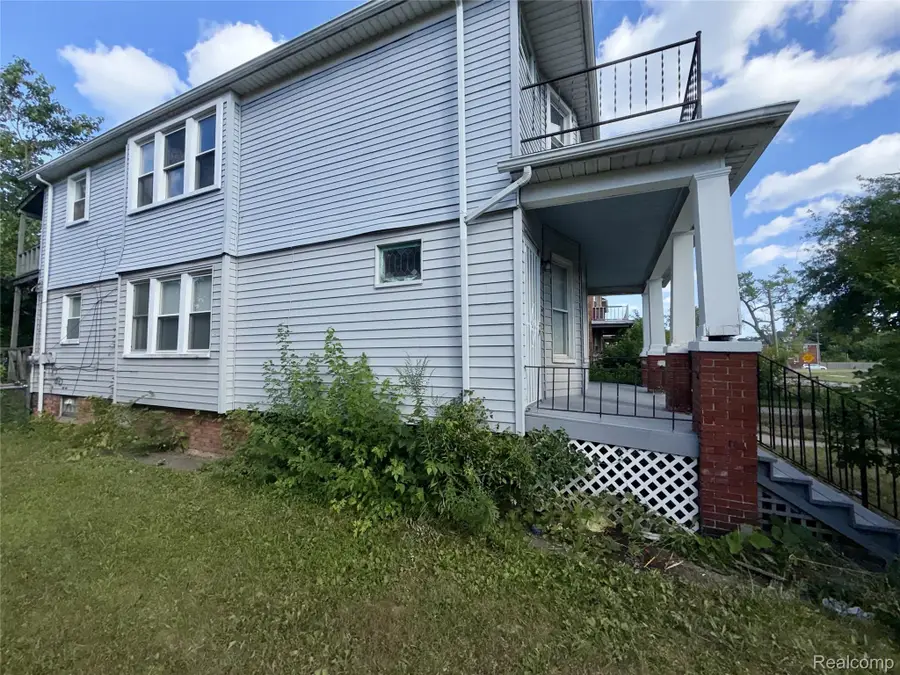 2966-2970 Harding ST, Detroit, MI 48214 - #3