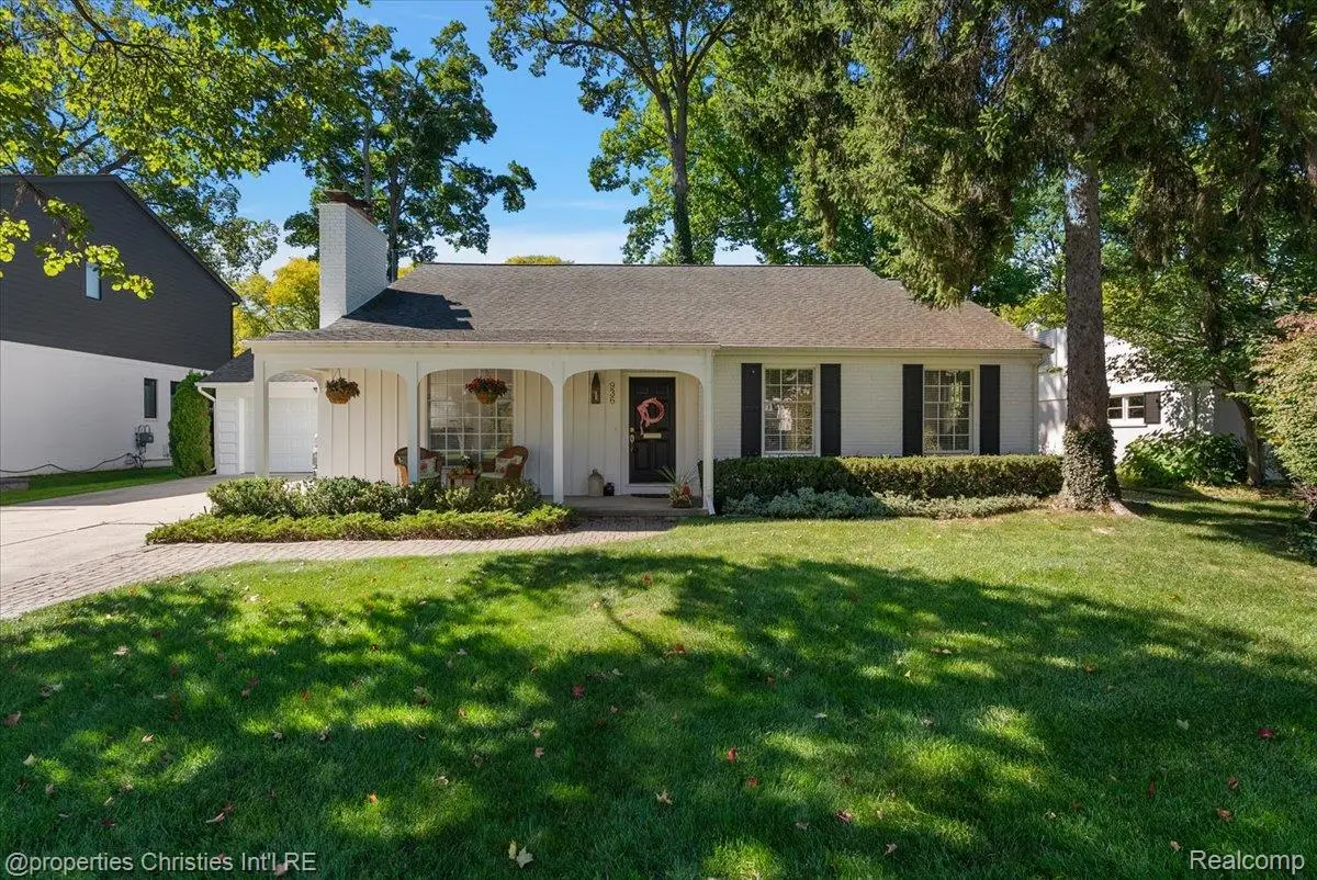 936 S Glenhurst DR, Birmingham, MI 48009 - #1