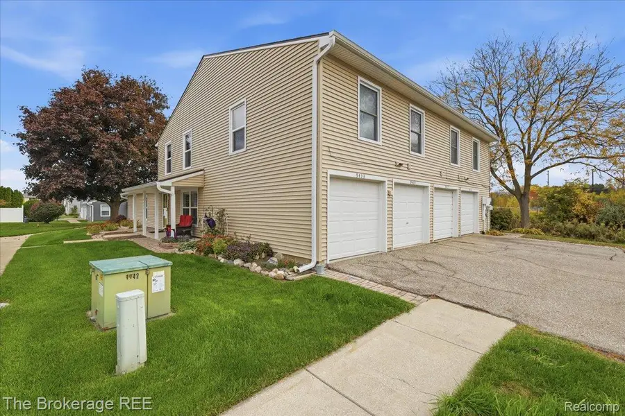 9433 Parkwood N, Davison, MI 48423 - #3