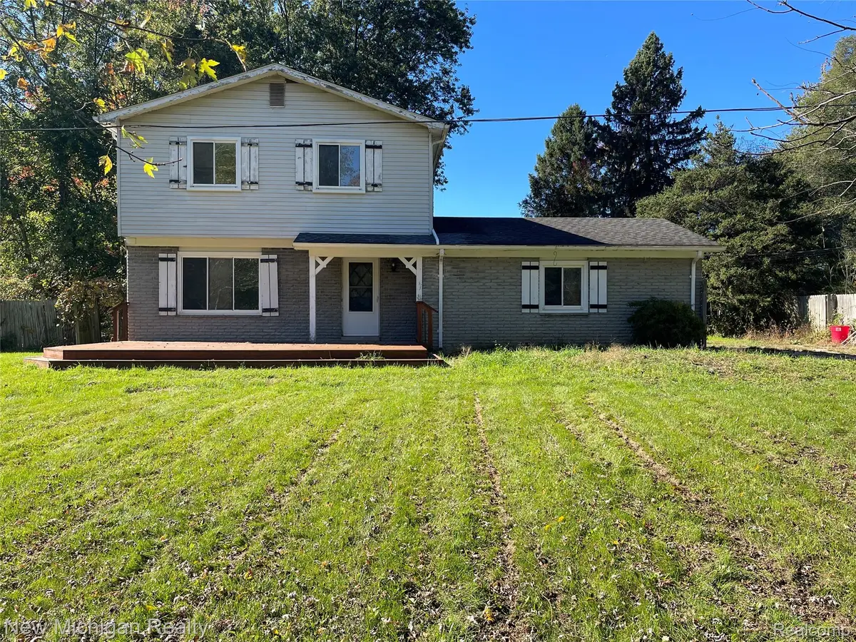 895 Garner N, Milford, MI 48380 - #1