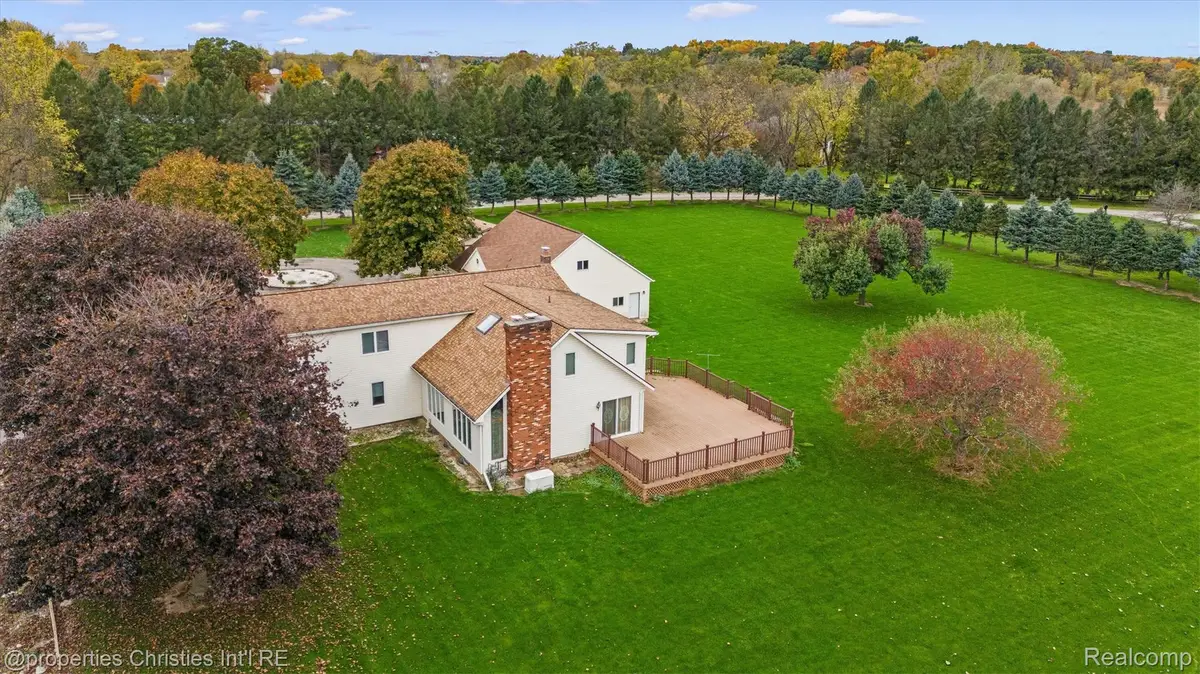 3836 North Territorial Road, Webster, MI 48189 - #1
