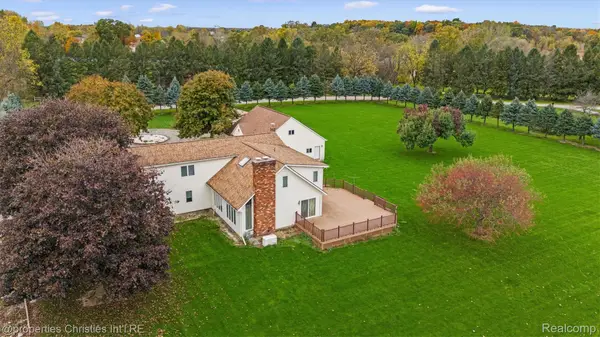 3836 North Territorial Road, WhitmoreLake, MI 48189