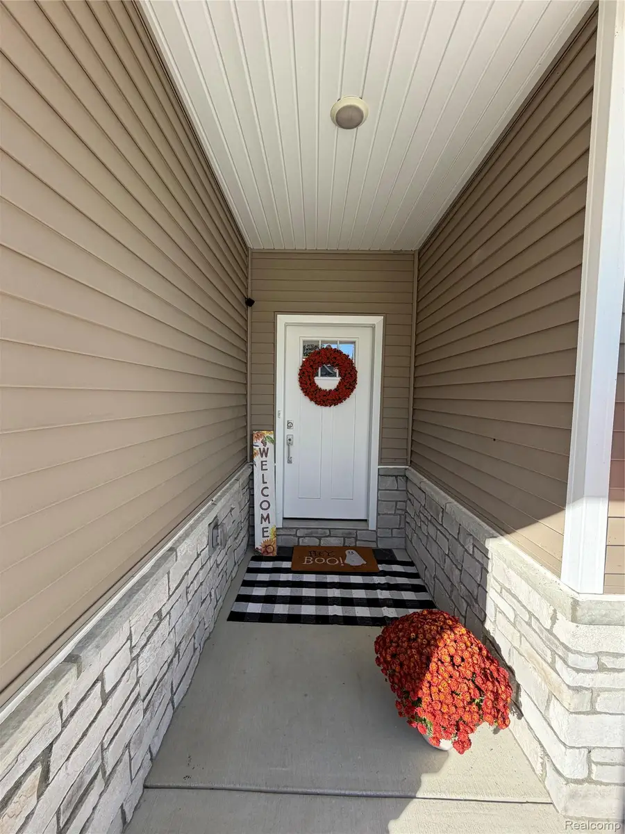 400 Jubilee DR, Northfield, MI 48189 - #3