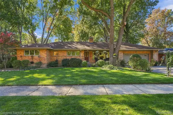 20829 Donaldson ST, Dearborn, MI 48124