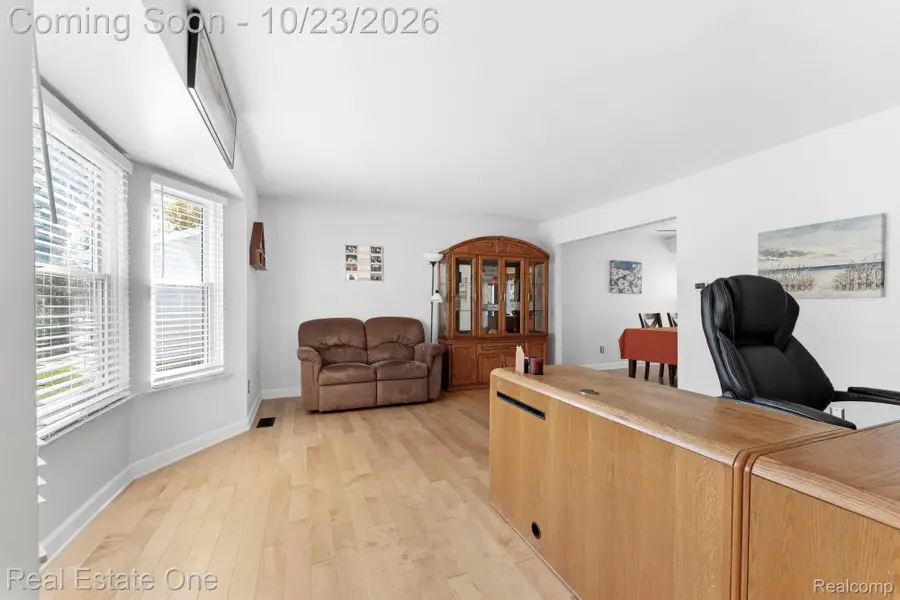 6734 Robison LN, Saline, MI 48176 - #3