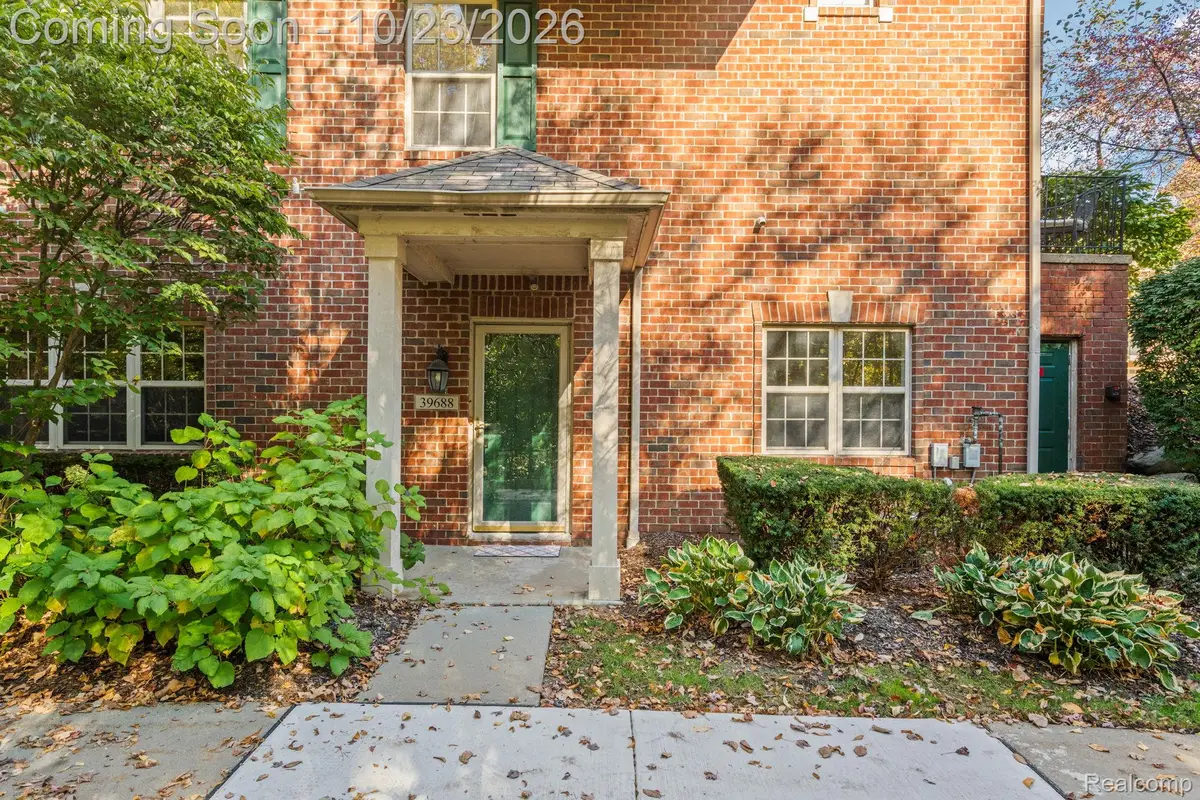 39688 Rockcrest LN, Northville, MI 48168 - #1