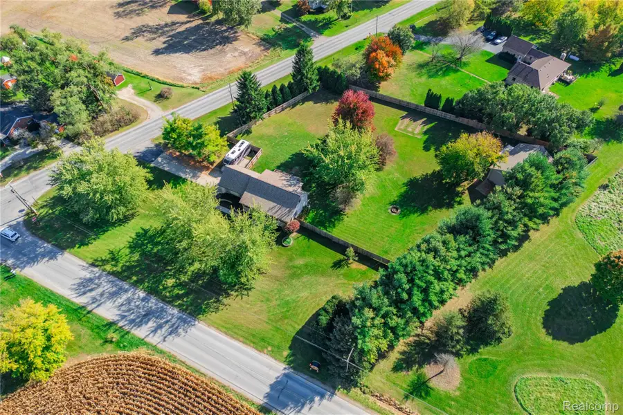1711 W Albain RD, Monroe, MI 48161 - #2