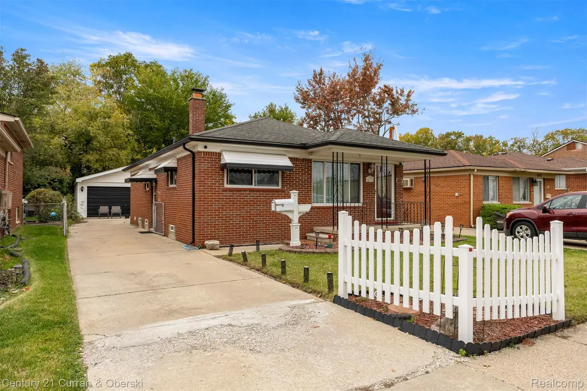 6205 Mayburn ST, Dearborn Heights, MI 48127 - #1