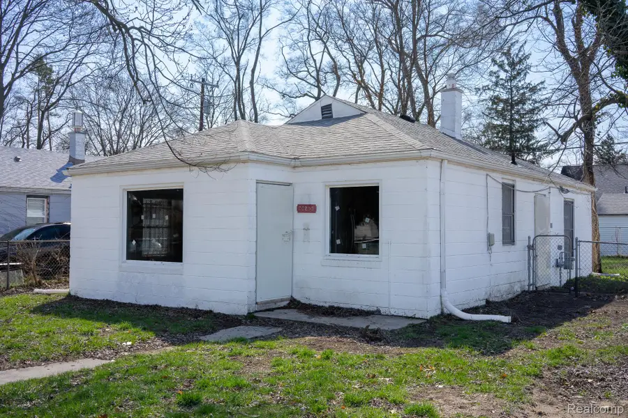 20255 Santa Rosa DR, Detroit, MI 48221 - #3