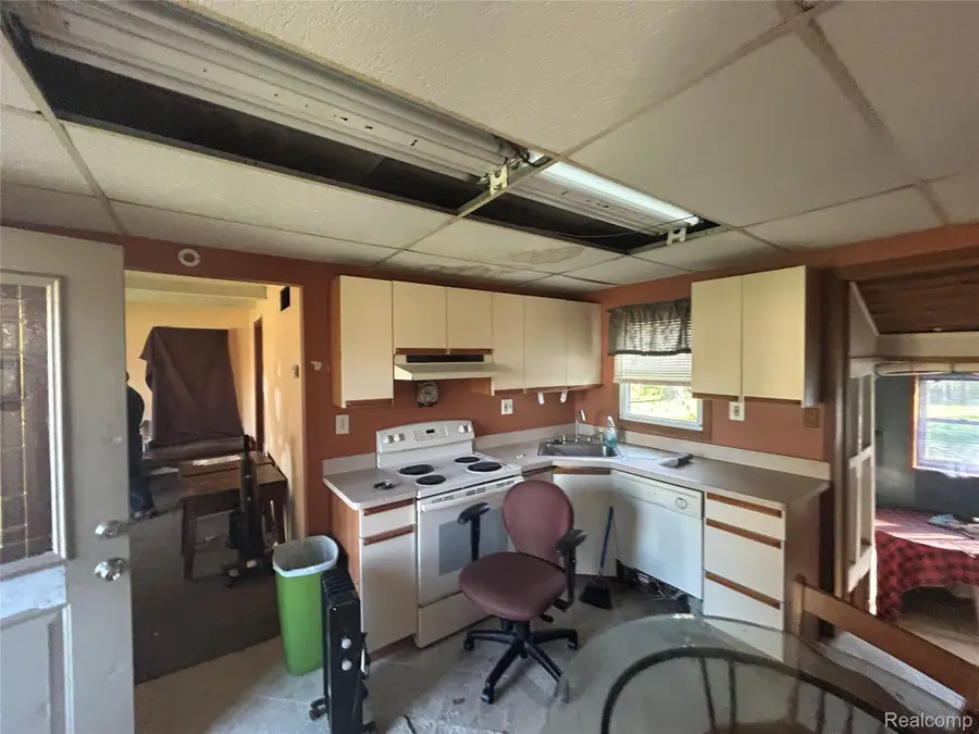 11737 Cornell ST, Taylor, MI 48180 - #3