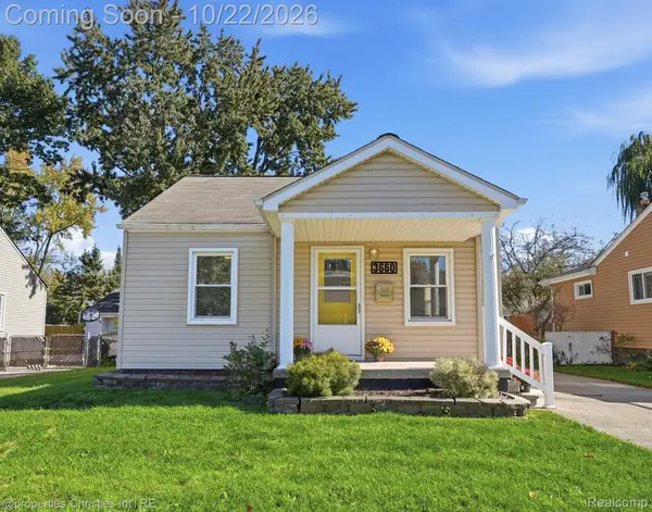 3660 CUMMINGS AVE, Berkley, MI 48072