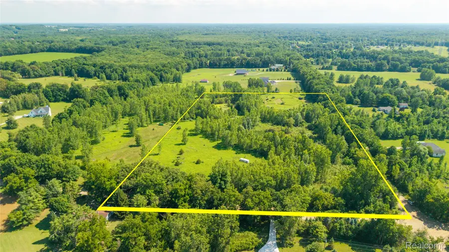 000 Hagerman RD, Leonard, MI 48367 - #3
