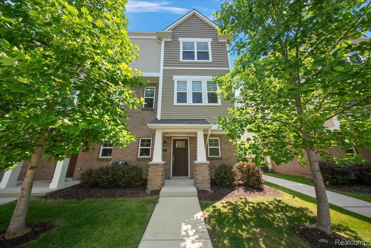 2500 Normandy RD  # 3, Royal Oak, MI 48073 - #1
