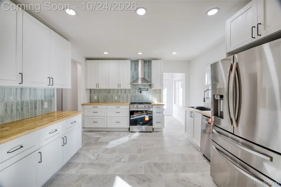 21220 Evergreen RD, Southfield, MI 48075 - #3