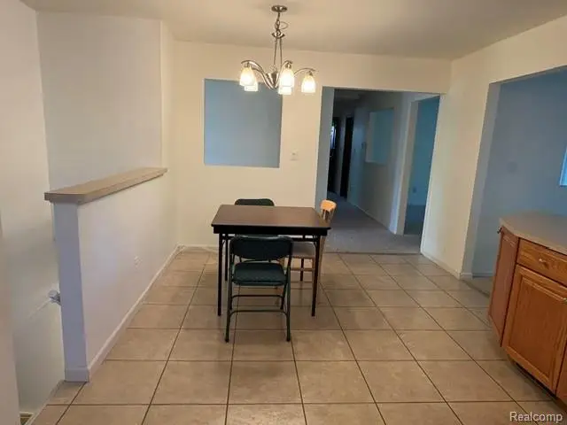 10845 Melbourne AVE, Allen Park, MI 48101 - #3