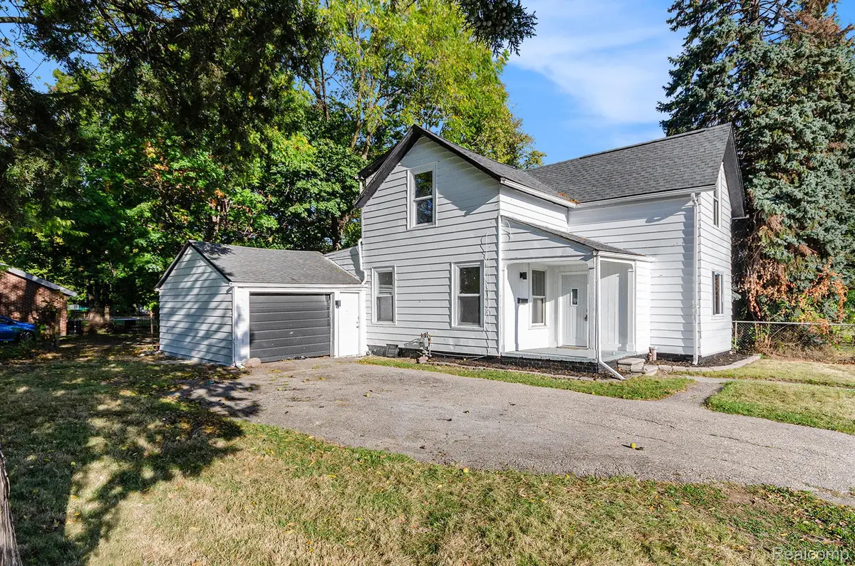 11 S Gratiot AVE, Mount Clemens, MI 48043 - #1