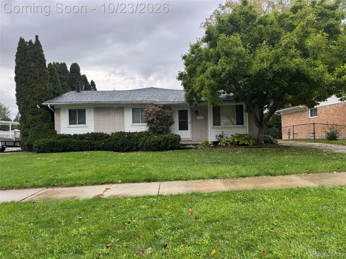 27412 Wyatt AVE, Brownstown, MI 48183 - #1