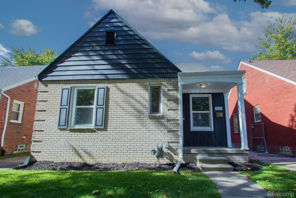 10645 Wayburn ST, Detroit, MI 48224 - #1