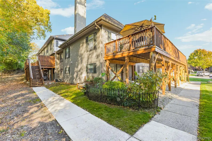 24739 Cashmere CT, Southfield, MI 48033 - #3
