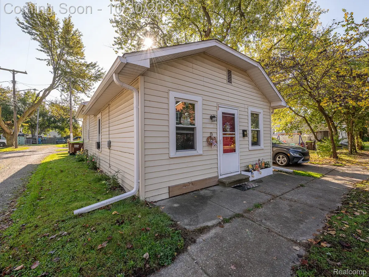 615 Hubble ST, Monroe, MI 48161 - #1