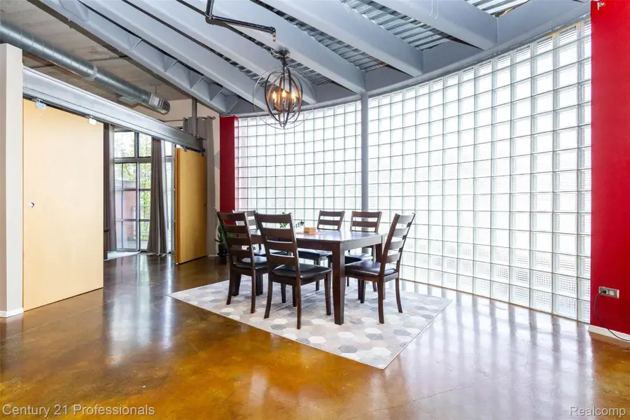 322 E Harrison AVE  # 20, Royal Oak, MI 48067 - #2