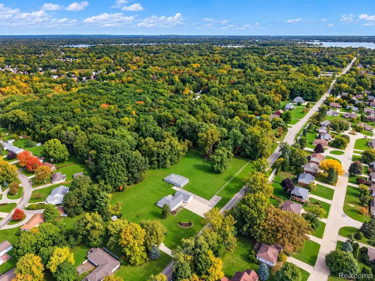VL1 Greer RD, West Bloomfield, MI 48324 - #1