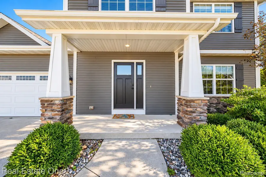11619 Saddlebrook CIR, Freeland, MI 48623 - #2