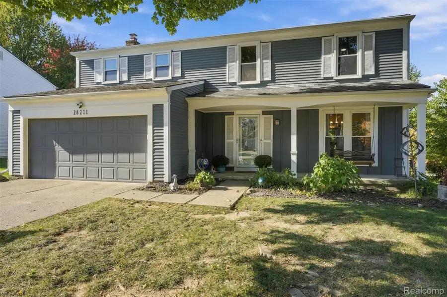 28211 Yorktown RD, Farmington Hills, MI 48331 - #2