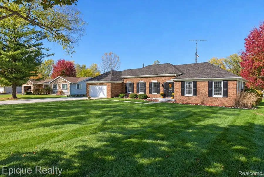 3495 N Gale RD, Davison, MI 48423 - #3
