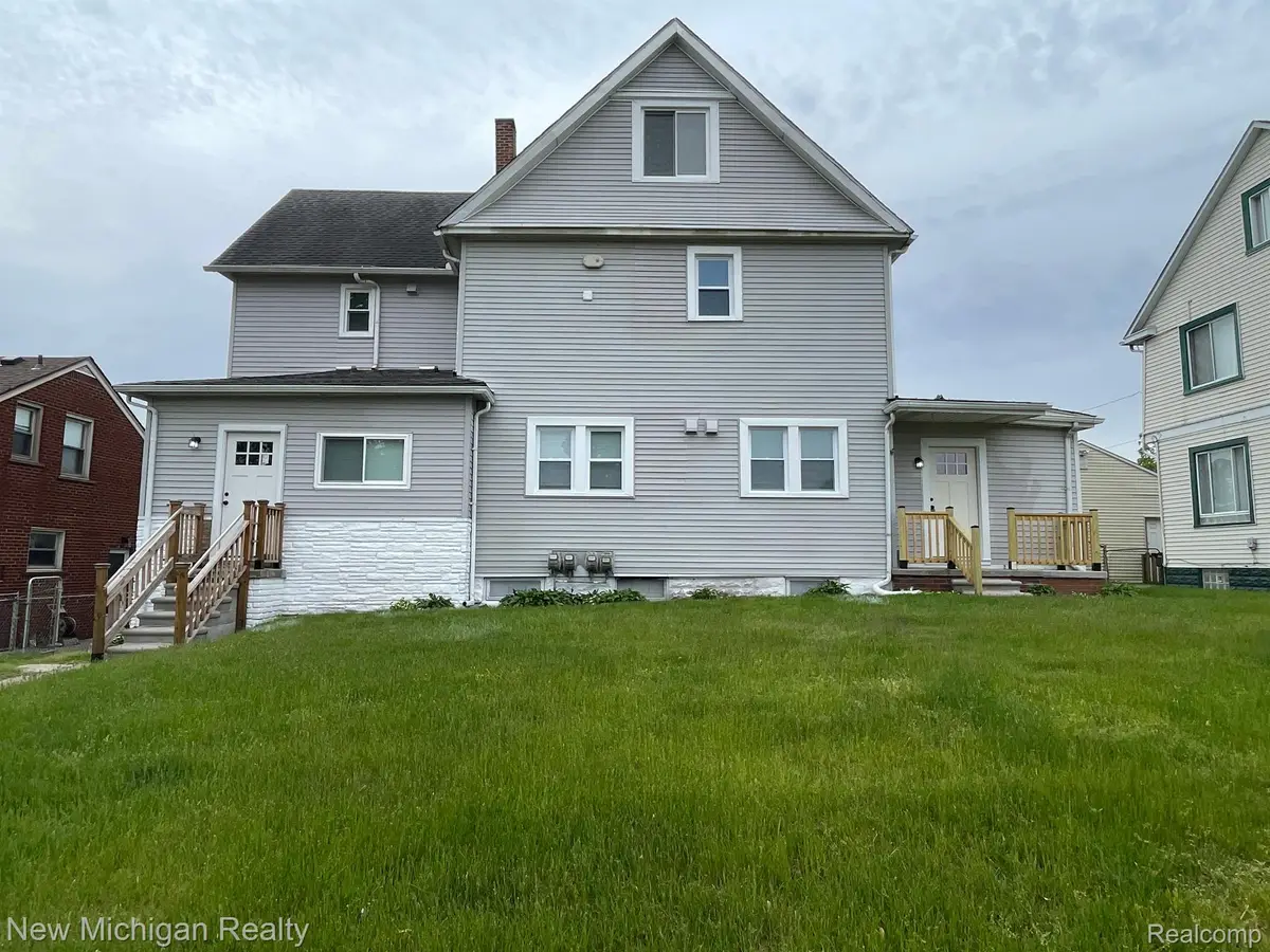 171 DAVIS ST, Wyandotte, MI 48192 - #1