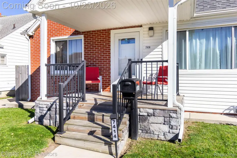 7414 Ashton AVE, Detroit, MI 48228 - #3