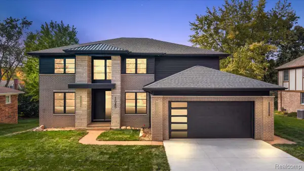 1545 Tiverton Trail DR, RochesterHills, MI 48306
