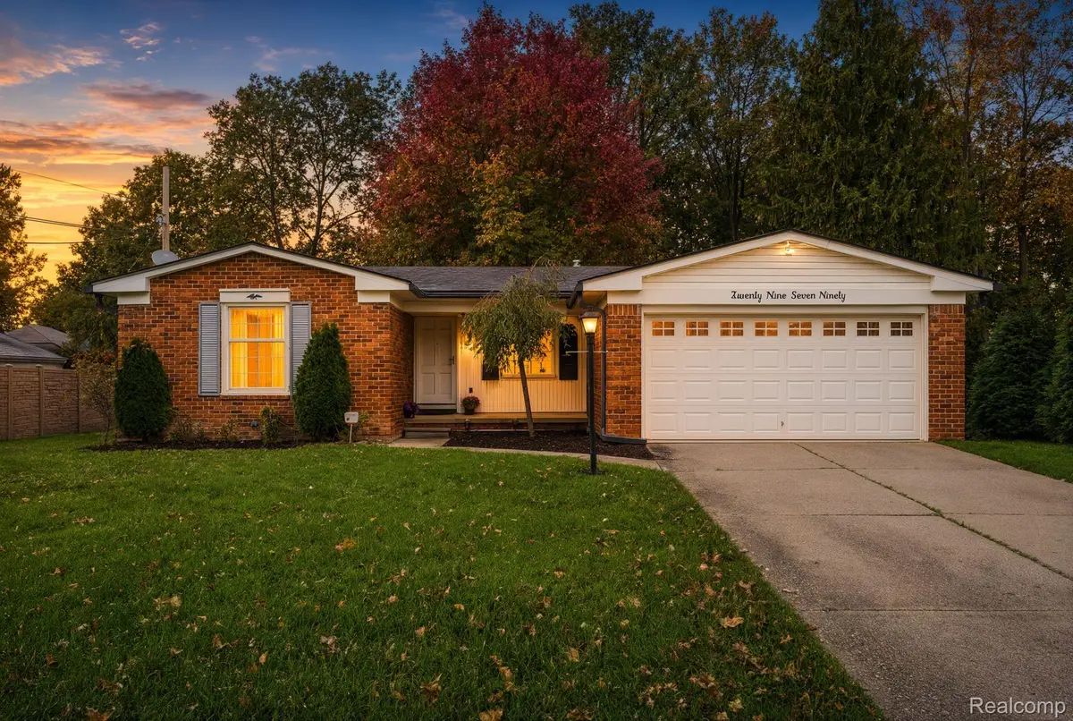 29790 Pierce ST, Southfield, MI 48076 - #1
