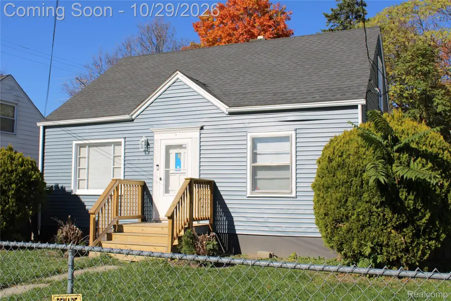 1510 W Stewart AVE, Flint, MI 48504 - #2