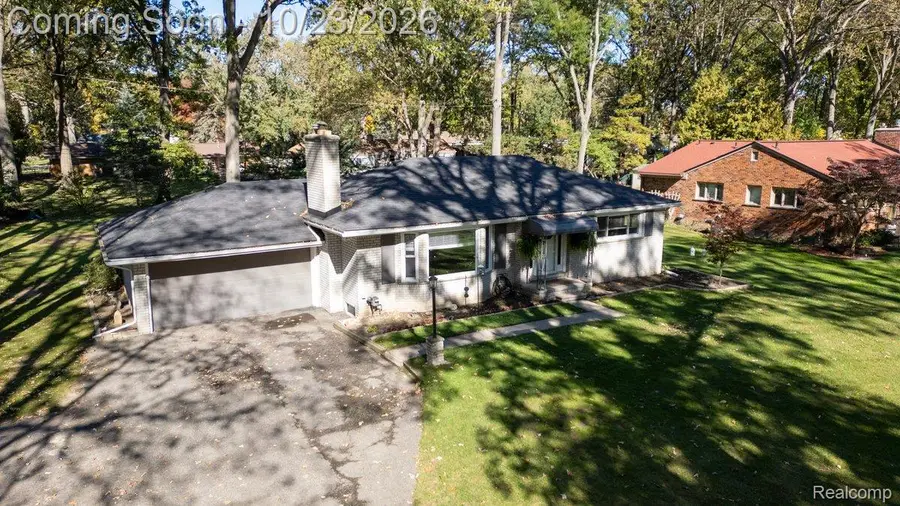 31620 Vargo ST, Livonia, MI 48152 - #2