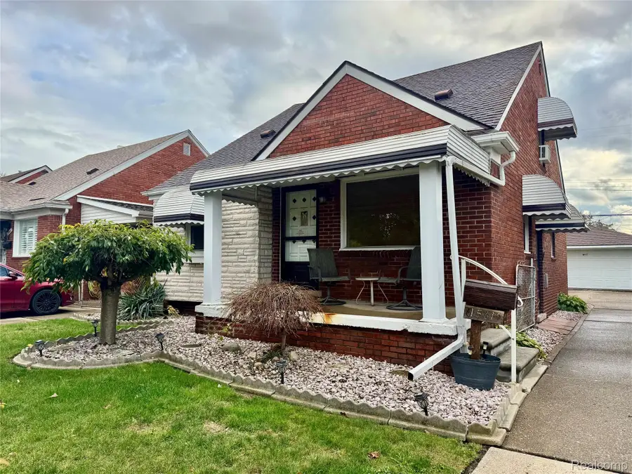 15619 Oconnor AVE, Allen Park, MI 48101 - #2