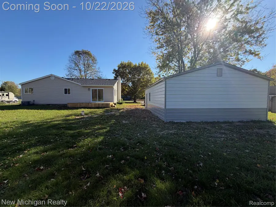 5184 W Carpenter RD, Flint, MI 48504 - #3