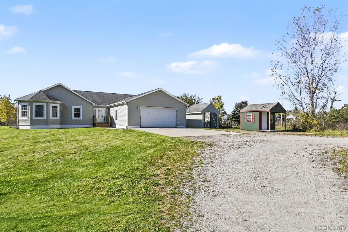 6855 W Howe RD, Dewitt, MI 48820 - #1