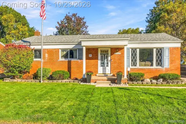 31112 W Chicago ST, Livonia, MI 48150